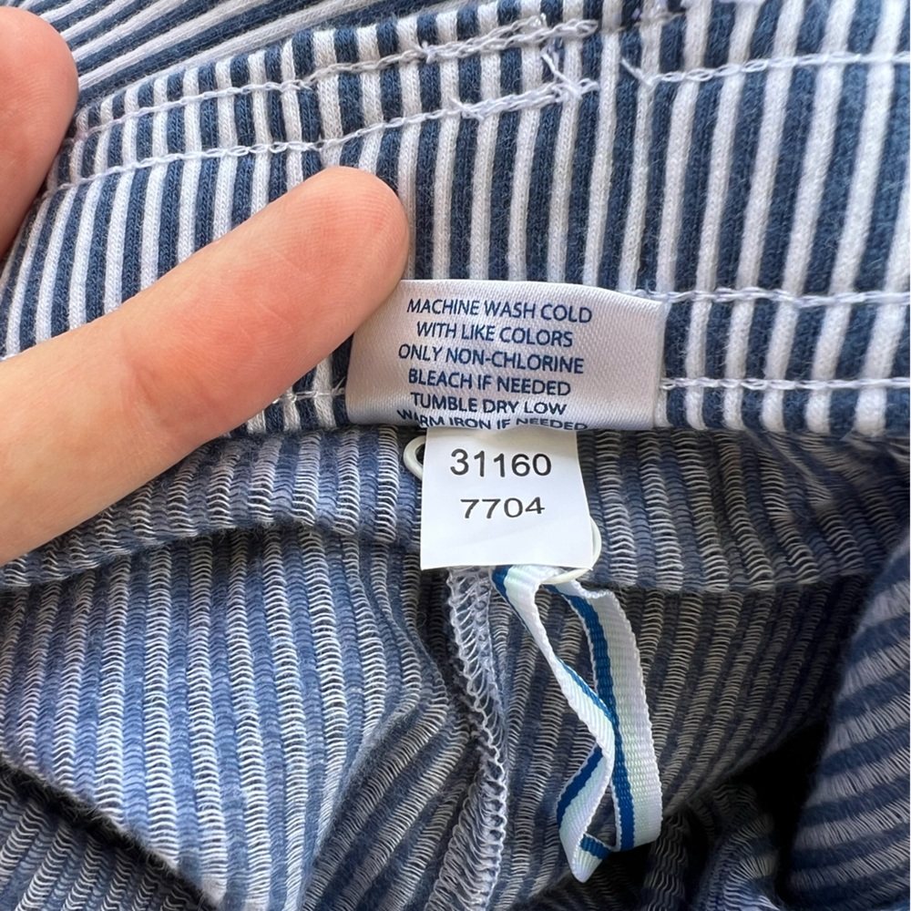 NWT: Southern Tide: Women's Blue Stripe Lounge Shorts: Size XL - Picture 8 of 8